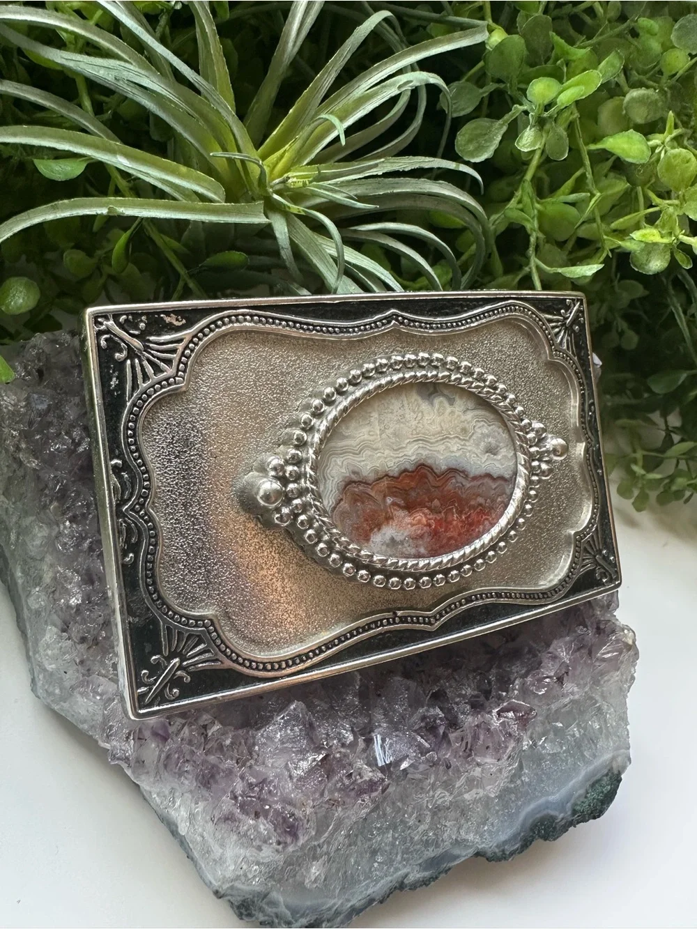 Antique-Style Silver Belt Buckle with Resin Agate Center